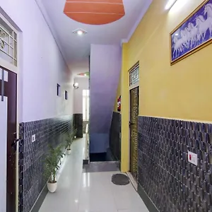 o-s-palace-near-samaypur-badli-metro-station.hotelsdelhi.org/
